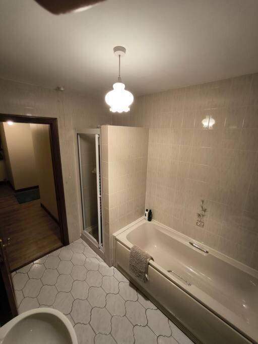 Cosy 3 Bed Retreat In